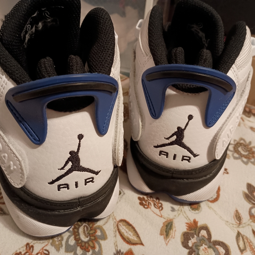Jordan 6 Rings - Picture 6 of 8